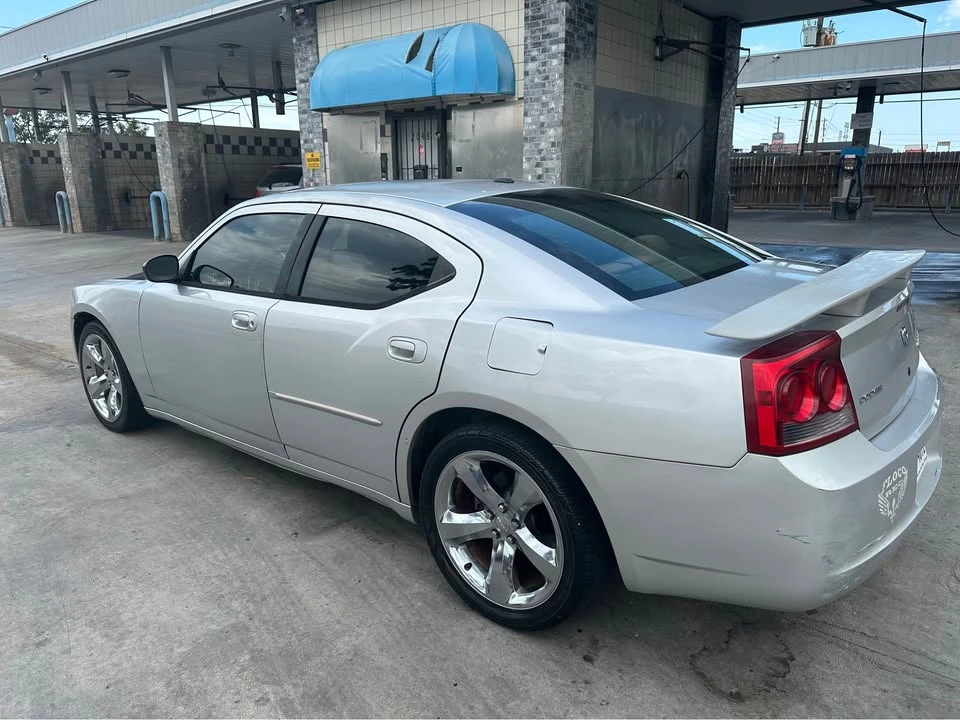 2009 Dodge Charger 6th Gen - Image 10 of 13