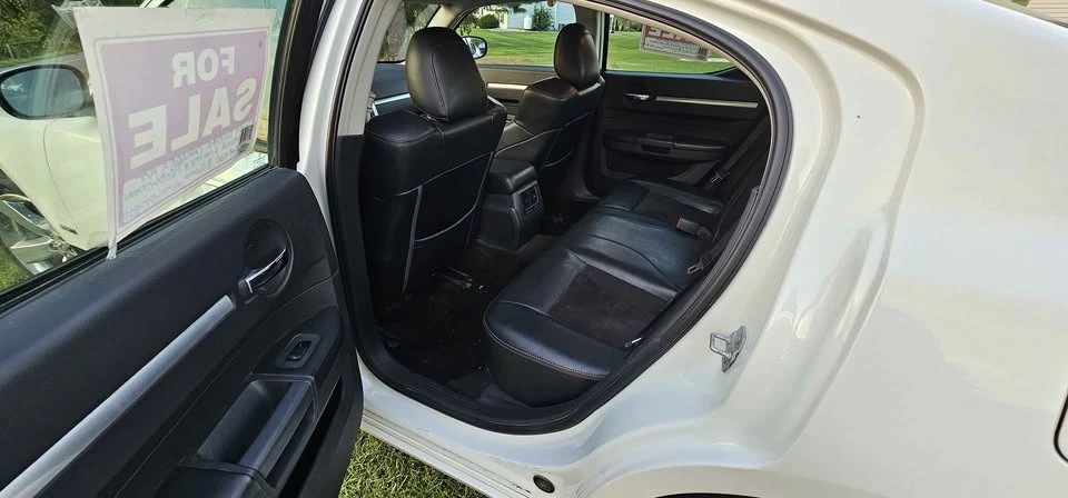 2009 Dodge Charger 6th Gen - Image 14 of 20