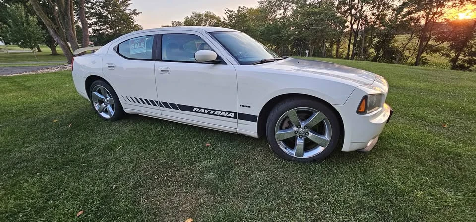 2009 Dodge Charger 6th Gen - Image 3 of 20