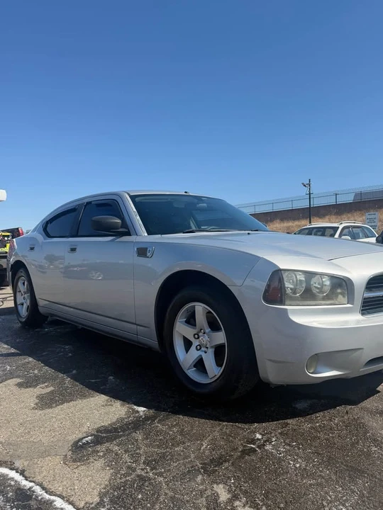 2009 Dodge Charger 6th Gen - Image 5 of 9