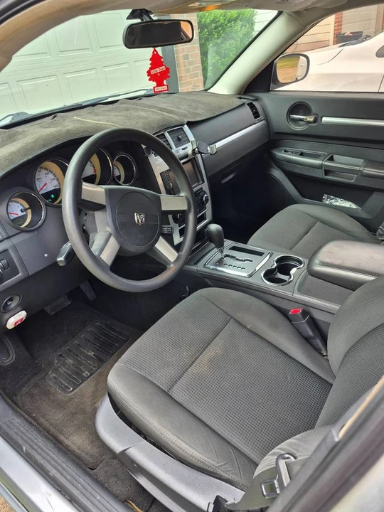 2009 Dodge Charger 6th Gen - Image 4 of 8