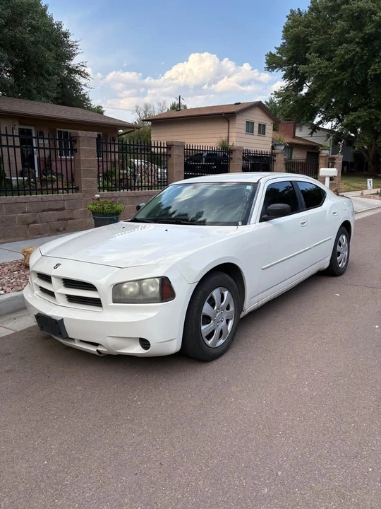 2009 Dodge Charger 6th Gen - Image 4 of 8