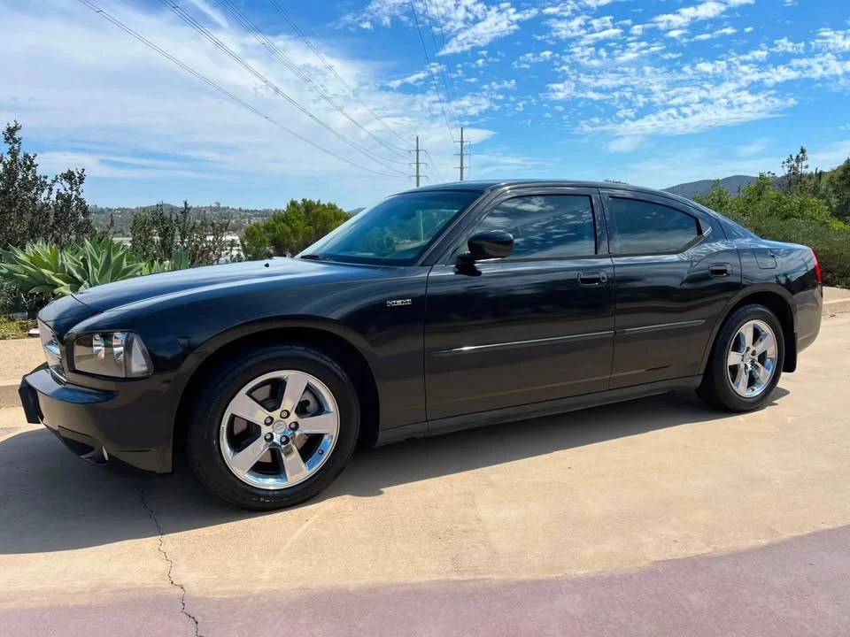 2009 Dodge Charger 6th Gen - Image 3 of 20