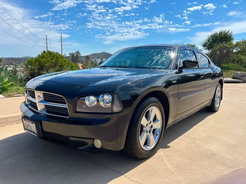 2009 Dodge Charger 6th Gen - Image 2 of 20