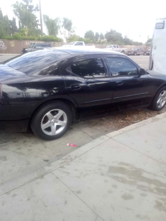 2009 Dodge Charger 6th Gen - Image 2 of 5