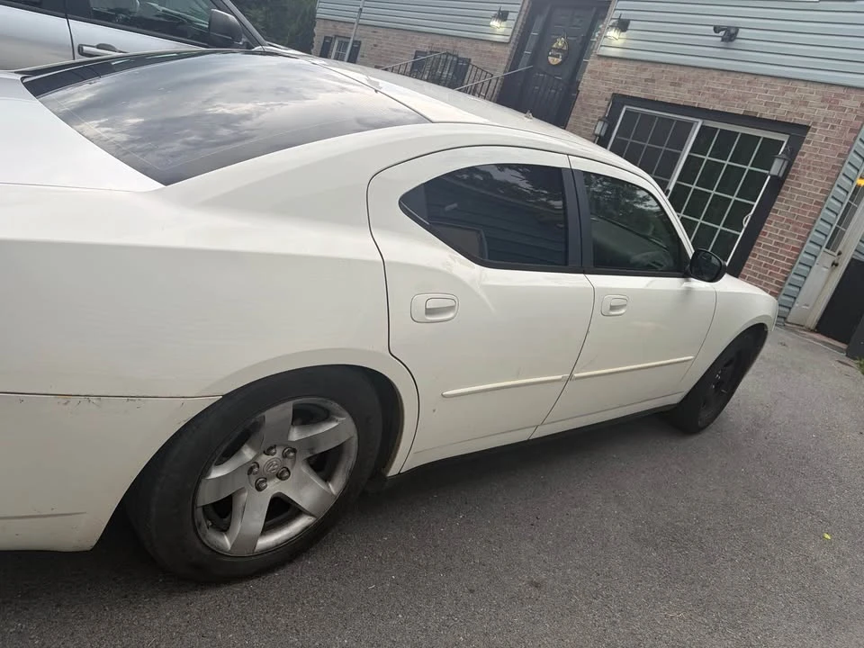 2009 Dodge Charger 6th Gen - Image 4 of 7