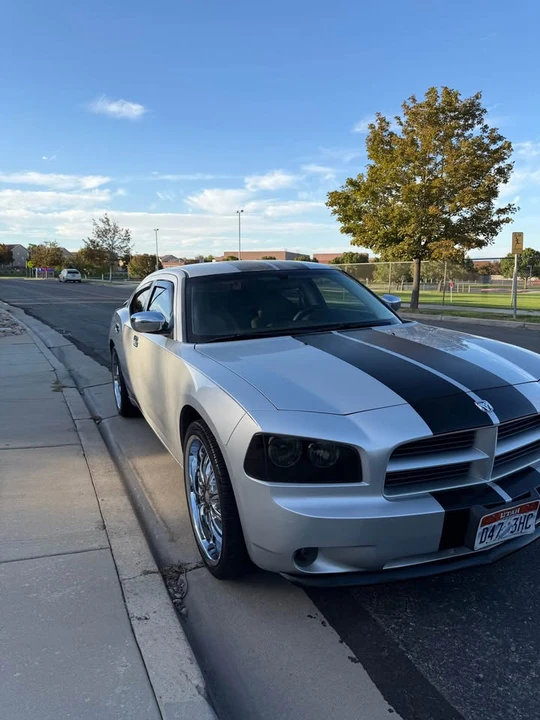 2009 Dodge Charger 6th Gen - Image 2 of 5