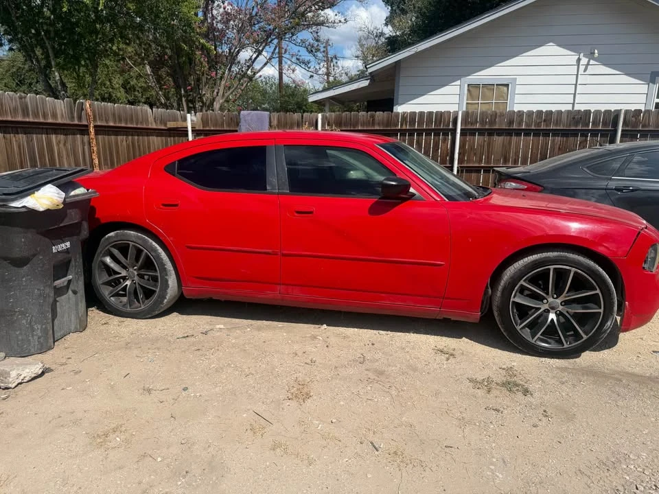 2009 Dodge Charger 6th Gen - Image 3 of 4