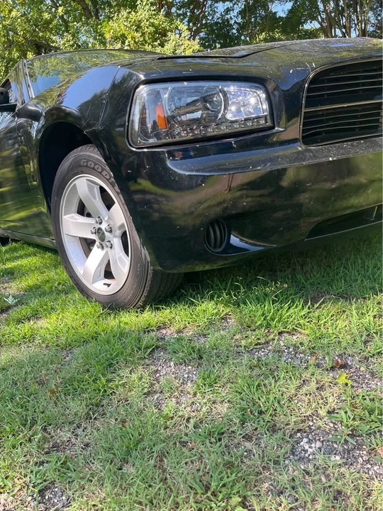 2009 Dodge Charger 6th Gen - Image 2 of 12