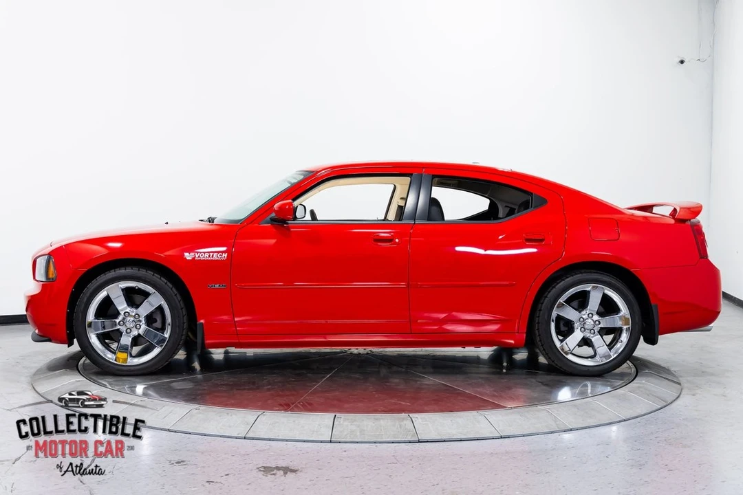 2009 Dodge Charger 6th Gen - Image 13 of 31