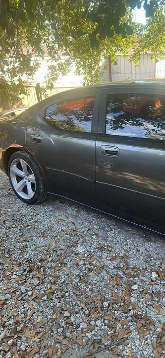 2009 Dodge Charger 6th Gen - Image 4 of 5