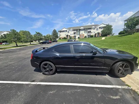 2009 Dodge Charger R/T Max Sedan 4D