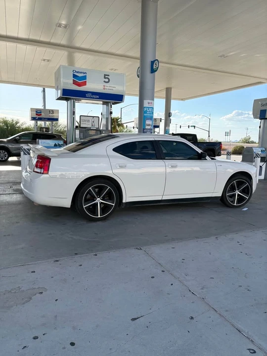 2009 Dodge Charger 6th Gen - Image 3 of 3