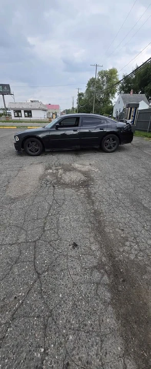 2009 Dodge Charger 6th Gen - Image 3 of 3