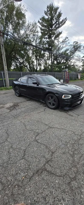 2009 Dodge Charger 6th Gen - Image 2 of 3