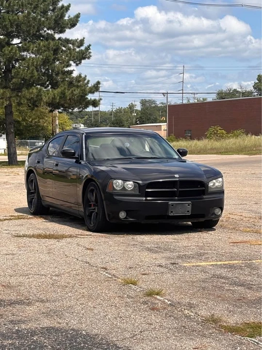 2009 Dodge Charger 6th Gen - Image 3 of 4
