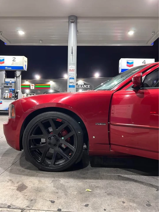 2009 Dodge Charger 6th Gen - Image 7 of 20