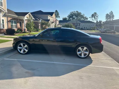 2009 Dodge Charger R/T Road & Track Sedan 4D