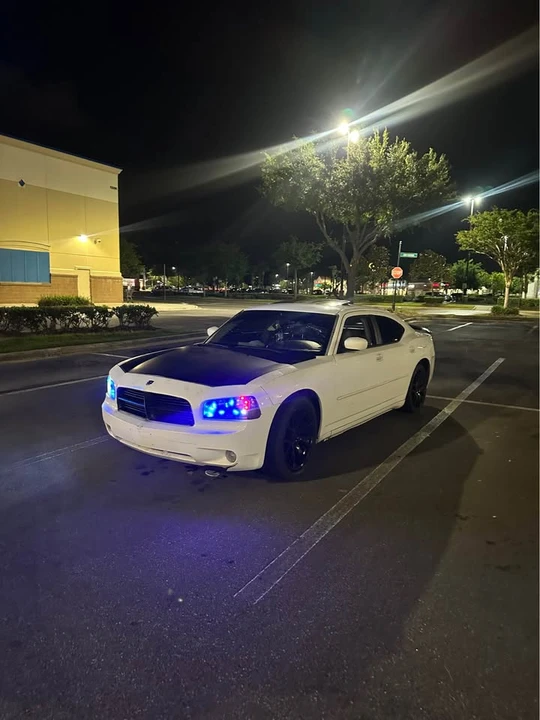 2009 Dodge Charger 6th Gen - Image 4 of 5