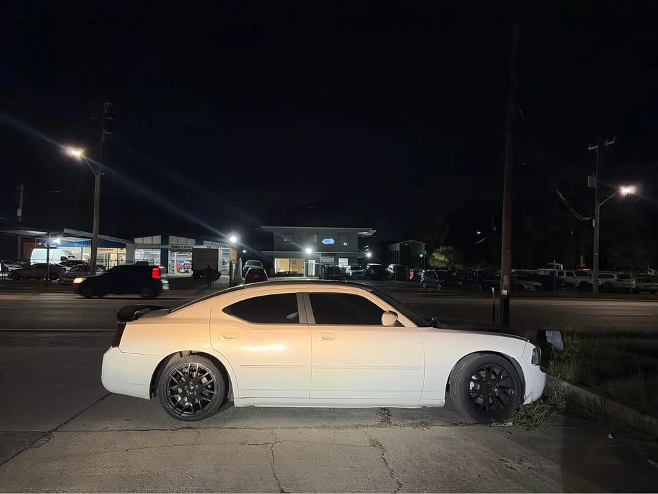 2009 Dodge Charger 6th Gen - Image 2 of 5