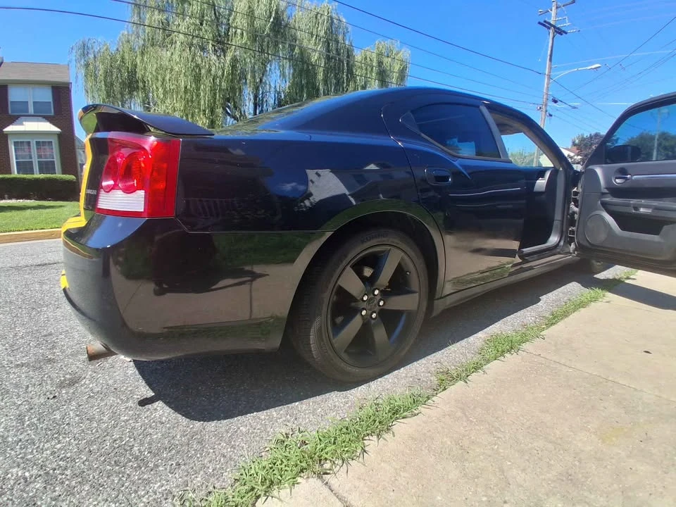 2009 Dodge Charger 6th Gen - Image 9 of 15