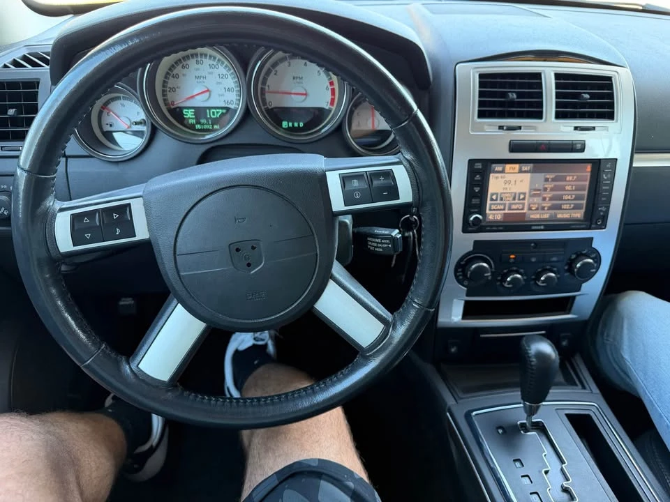 2009 Dodge Charger 6th Gen - Image 9 of 14