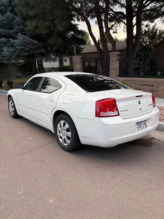 2009 Dodge Charger 6th Gen - Image 3 of 9