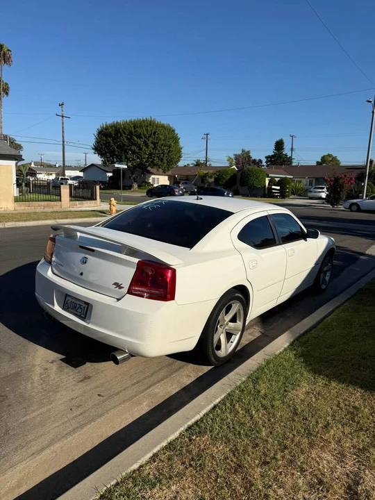 2009 Dodge Charger 6th Gen - Image 4 of 10