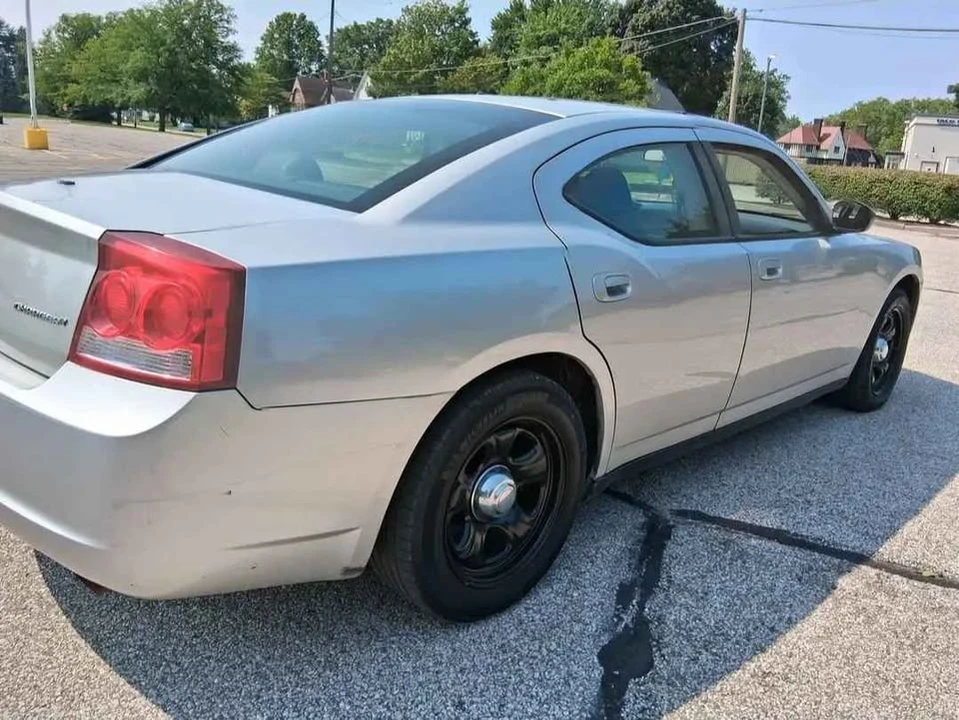 2009 Dodge Charger 6th Gen - Image 4 of 9