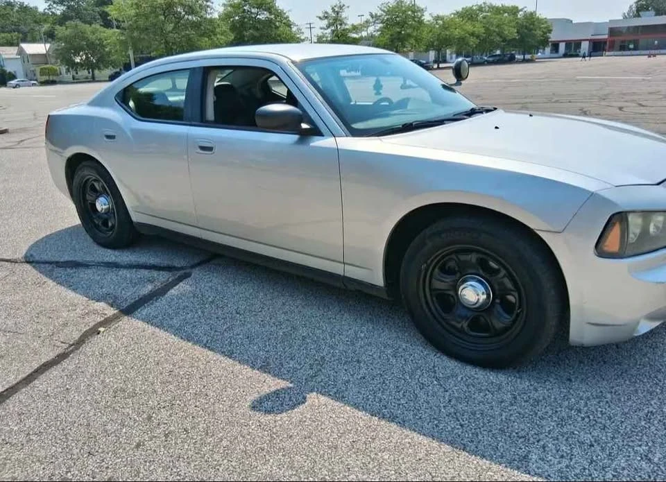 2009 Dodge Charger 6th Gen - Image 2 of 9