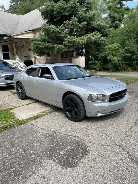 2009 Dodge Charger 6th Gen - Image 3 of 9