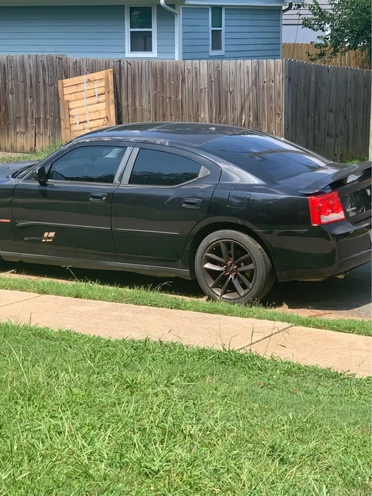 2009 Dodge Charger 6th Gen - Image 3 of 5