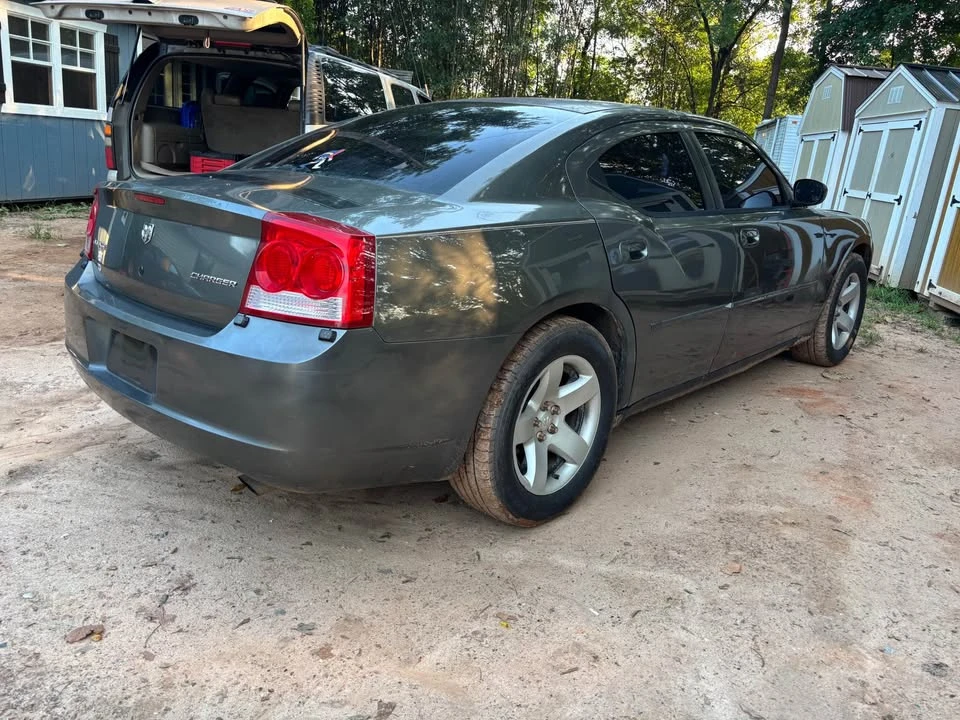 2009 Dodge Charger 6th Gen - Image 3 of 8