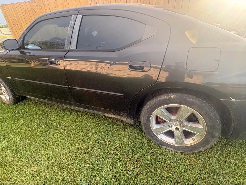 2009 Dodge Charger 6th Gen - Image 4 of 8
