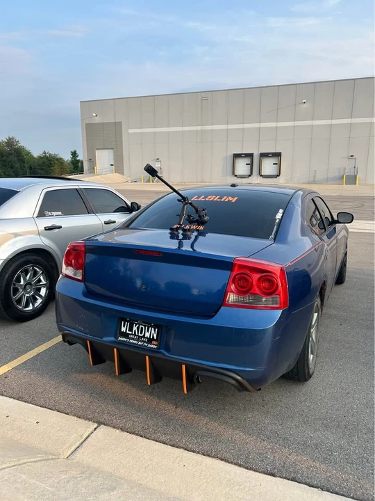 2009 Dodge Charger 6th Gen - Image 2 of 5