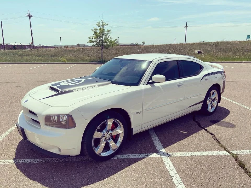 2009 Dodge Charger 6th Gen - Image 2 of 5