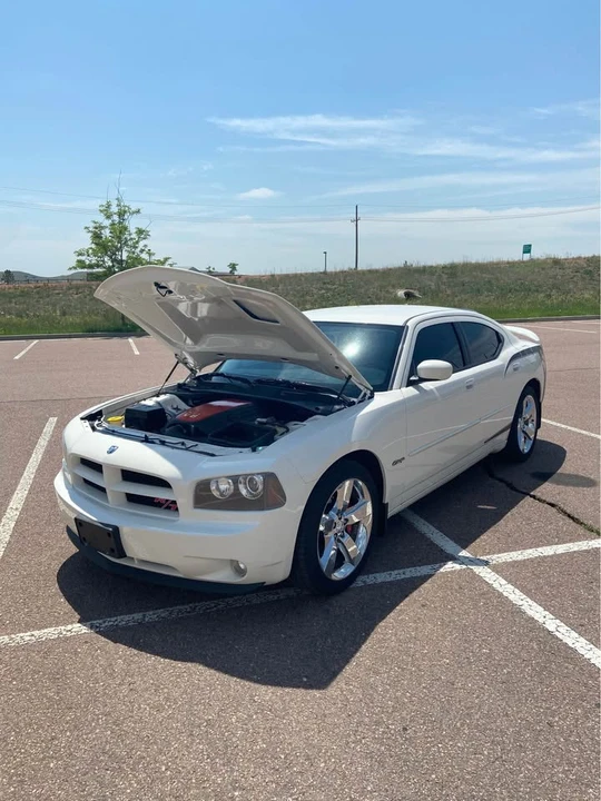 2009 Dodge Charger 6th Gen - Image 4 of 5