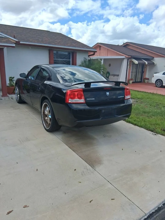 2009 Dodge Charger 6th Gen - Image 3 of 13