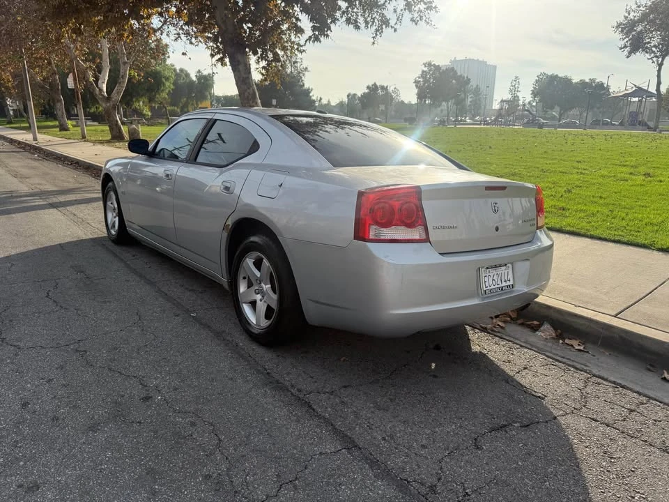 2009 Dodge Charger 6th Gen - Image 2 of 10