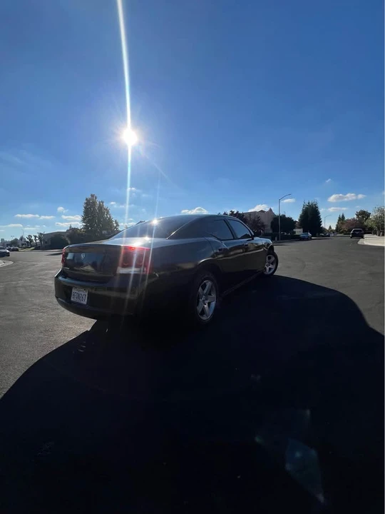 2009 Dodge Charger 6th Gen - Image 4 of 15