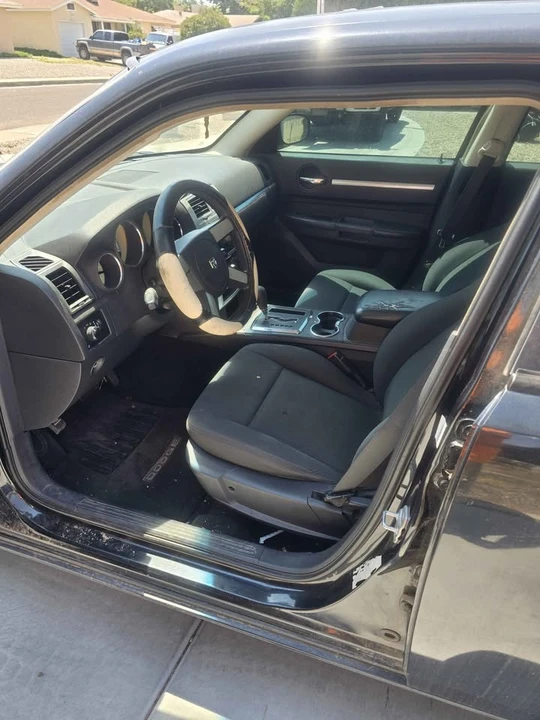 2009 Dodge Charger 6th Gen - Image 10 of 20