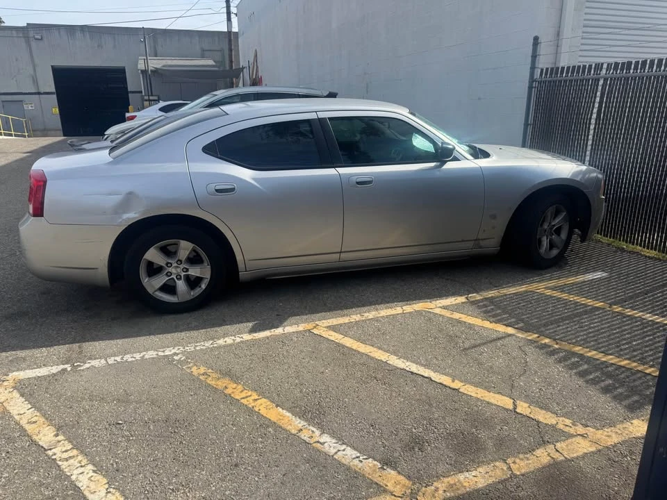 2009 Dodge Charger 6th Gen - Image 4 of 5