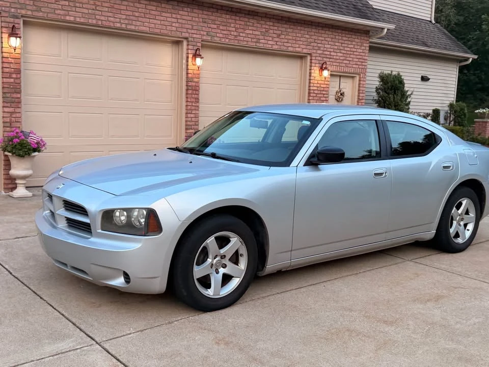 2009 Dodge Charger 6th Gen - Image 2 of 20