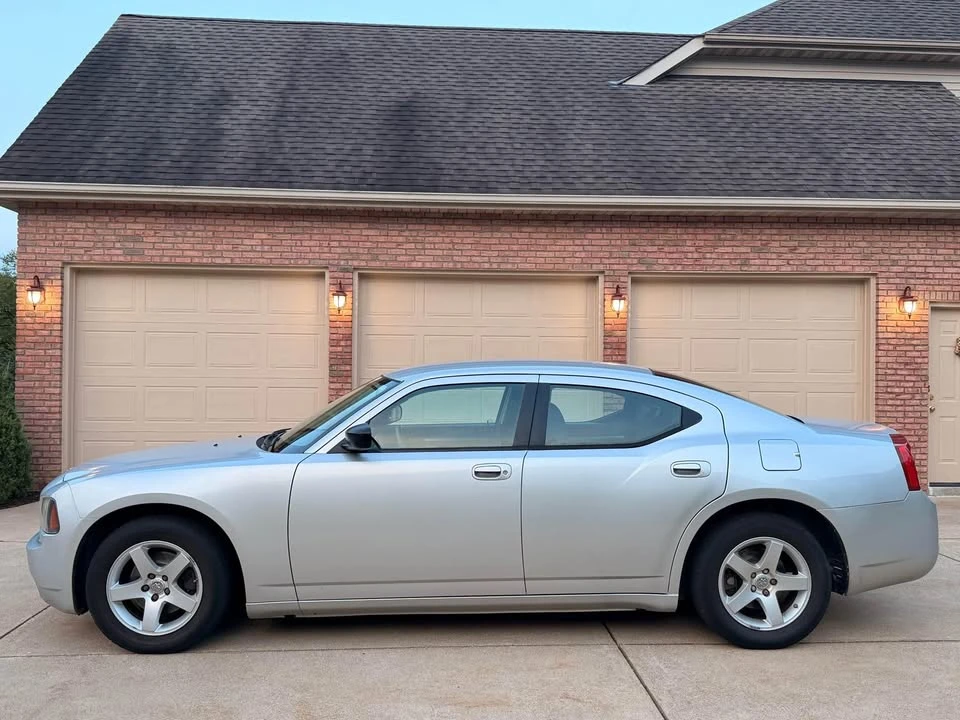 2009 Dodge Charger 6th Gen - Image 3 of 20