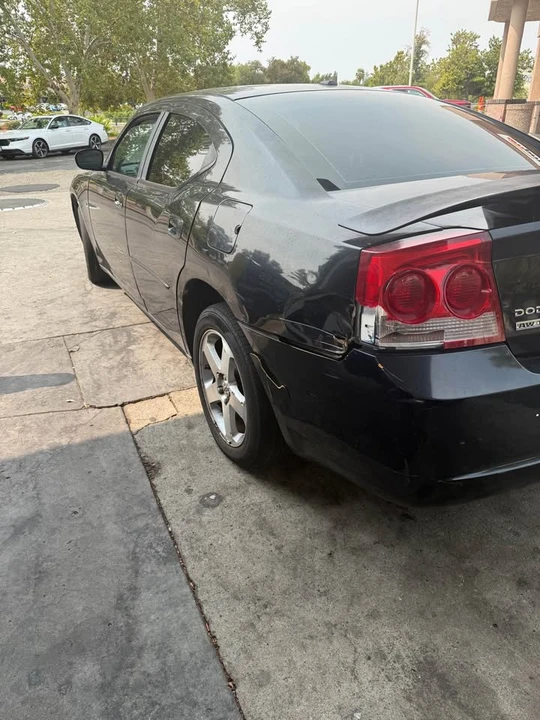 2009 Dodge Charger 6th Gen - Image 4 of 5
