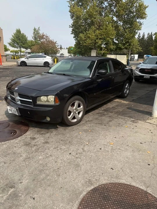 2009 Dodge Charger 6th Gen - Image 2 of 5