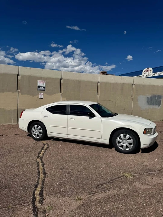 2009 Dodge Charger 6th Gen - Image 6 of 12
