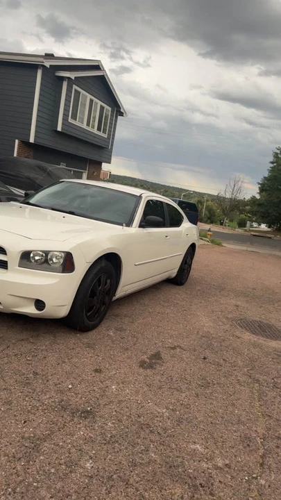 2009 Dodge Charger 6th Gen - Image 3 of 7