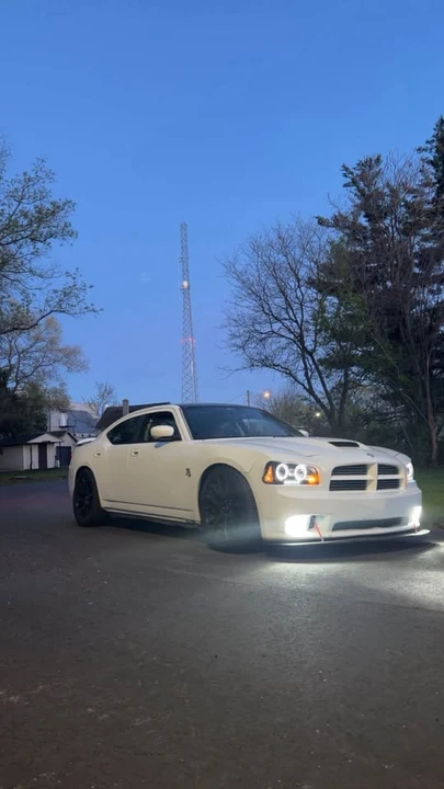 2009 Dodge Charger SRT & 392 6th Gen - Image 11 of 12