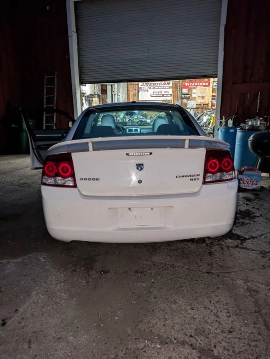 2009 Dodge Charger 6th Gen - Image 3 of 6